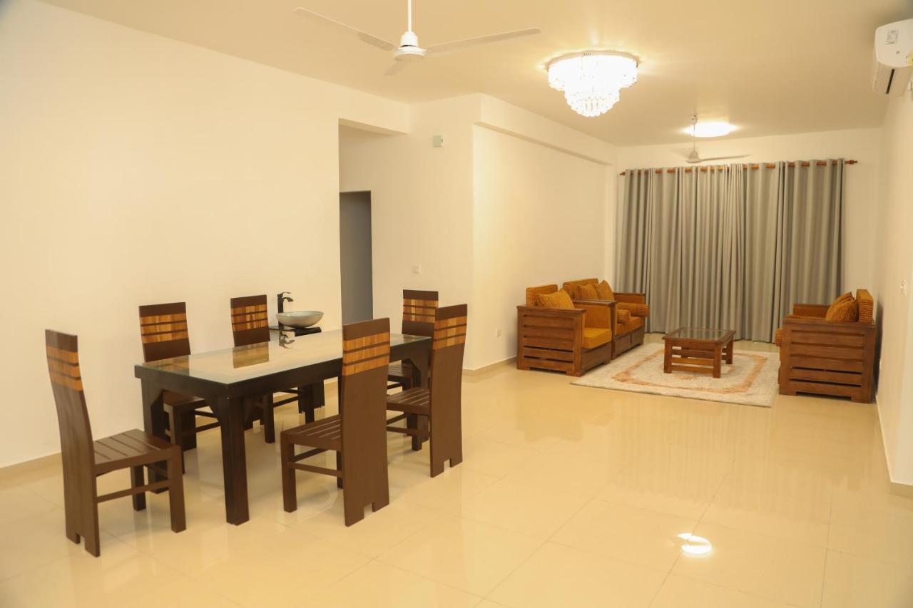 Lar Luxury Apartments Colombo Exteriör bild